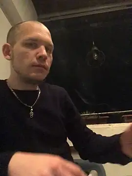 Snapshot of Spielzeugtwink chatting on 05.20.26 Spielzeugtwink online show from 05.20.26