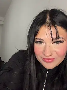 KimberlyBlue online show from 11.24.25