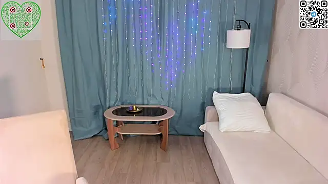 CherrylHolme online show from 04.18.26