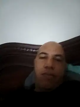 Snapshot of Carajito16 chatting on 12.18.25 Carajito16 online show from 12.18.25