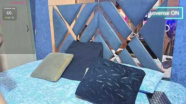 alicee foox online show from 03.30.26