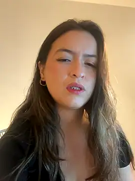 Snapshot of Little__Danni1 chatting on 12.03.25 Little Danni1 online show from 12.03.25