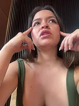 Little  Danni1 online show from 01.17.26