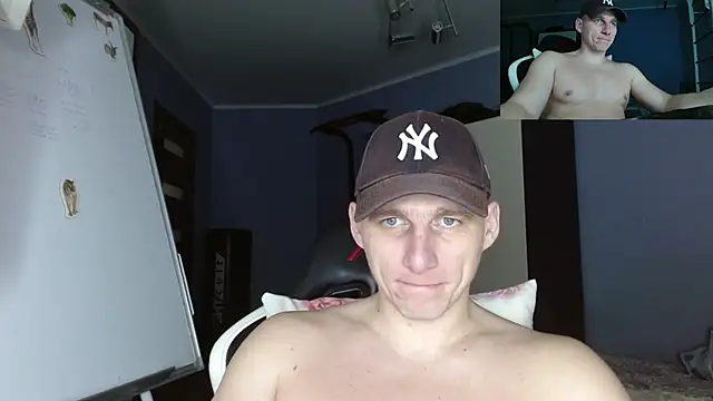 Snapshot of Poliglotjoe1 chatting on 11.27.25 Poliglotjoe1 online show from 11.27.25