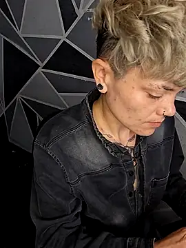 megan NL online show from 02.09.26