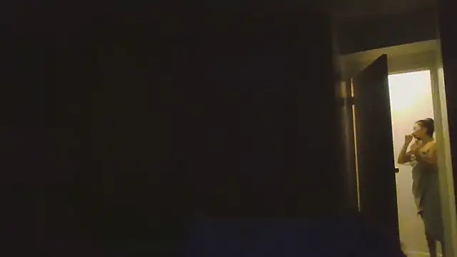 Snapshot of cryptokimgirl chatting on 03.03.26 cryptokimgirl online show from 03.03.26