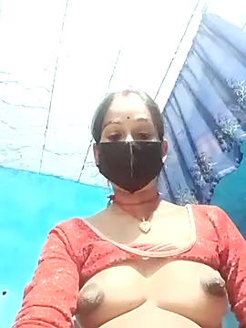 Snapshot of Nandani-758 chatting on 02.14.26 Nandani-758 online show from 02.14.26