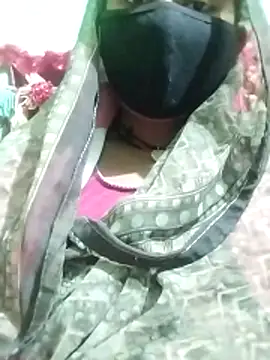 Snapshot of Sapnajatavraj chatting on 11.21.25 Sapnajatavraj online show from 11.21.25