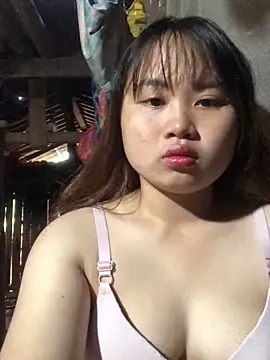 Snapshot of dovia-ba chatting on 12.03.25 dovia-ba online show from 12.03.25