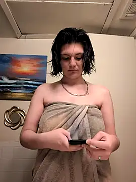 Snapshot of Kora_Kat chatting on 04.13.26 Kora Kat online show from 04.13.26