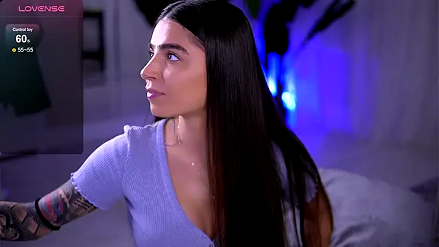 Snapshot of PureEllieX chatting on 11.27.25 PureEllieX online show from 11.27.25