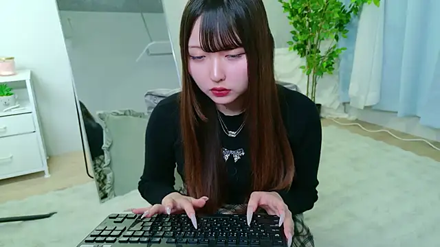  Sakura F online show from 04.05.26