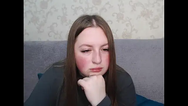 Snapshot of GirlPlayer chatting on 11.26.25 GirlPlayer online show from 11.26.25