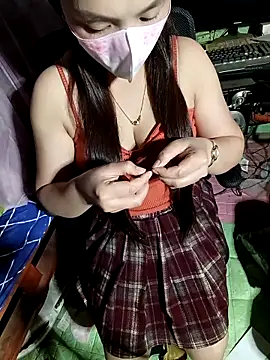 Snapshot of Andreena chatting on 12.05.25 Andreena online show from 12.05.25