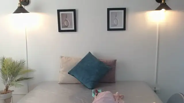 Juliana  lx online show from 04.14.26