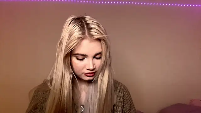 KarissaBoisse online show from 11.26.25