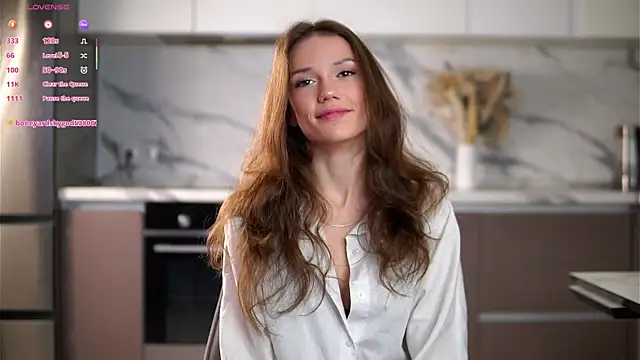 Snapshot of LucieNovembre chatting on 12.03.25 LucieNovembre online show from 12.03.25