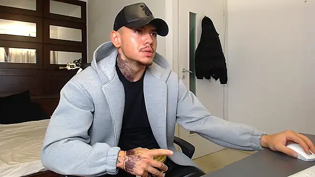 ElijahThorne online show from 02.05.26