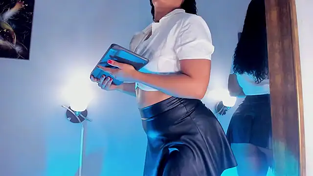 Cami Ortiiz online show from 11.27.25