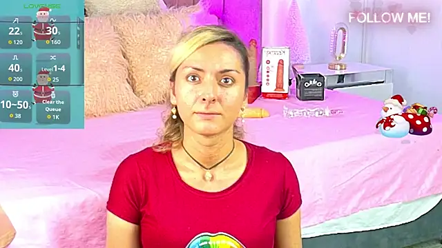 Snapshot of Lunitaa_Diva chatting on 12.15.25 Lunitaa Diva online show from 12.15.25