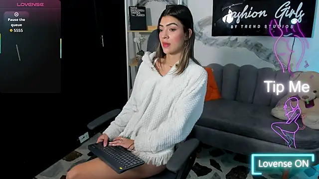 RenataMason online show from 12.19.25