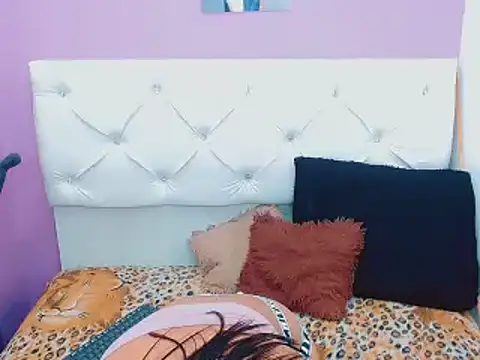 xwetdreamsx online show from 11.27.25