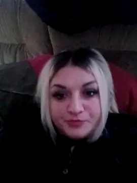 Snapshot of CharleyCream chatting on 12.05.25 CharleyCream online show from 12.05.25