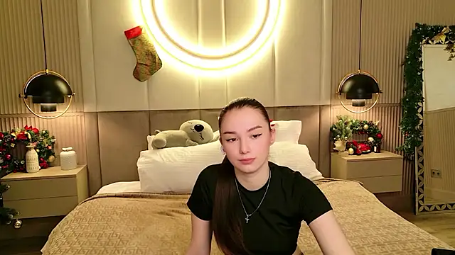 Amber Bond online show from 01.07.26