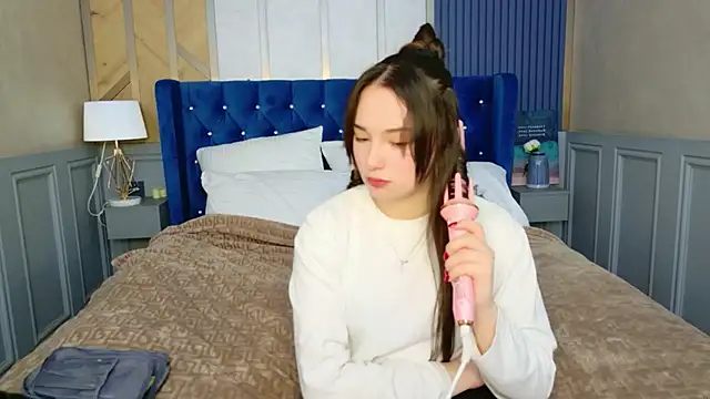 Amber Bond online show from 01.16.26