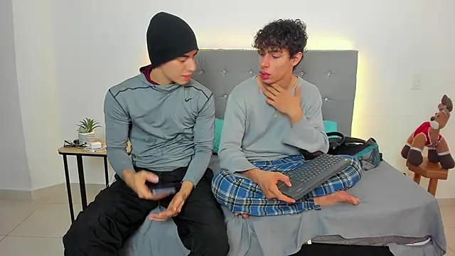 eren jeager online show from 11.27.25