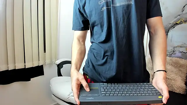 eren jeager online show from 02.13.26