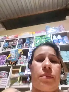 MIA-LARIOS online show from 04.18.26