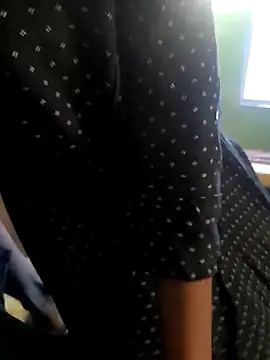 Laxmidevi000 online show from 04.19.26