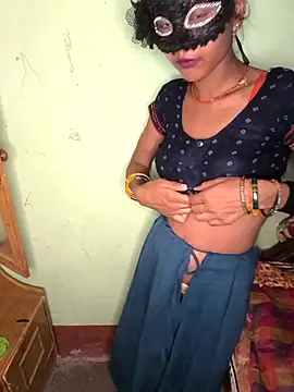 Laxmidevi000 online show from 04.28.26