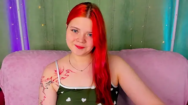 Snapshot of KellyFiery chatting on 05.16.26 KellyFiery online show from 05.16.26