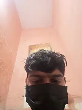 Snapshot of hardboydick2000 chatting on 11.30.25 hardboydick2000 online show from 11.30.25