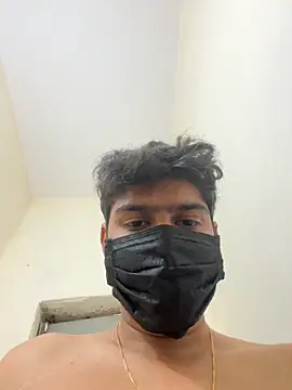 Snapshot of hardboydick2000 chatting on 12.05.25 hardboydick2000 online show from 12.05.25