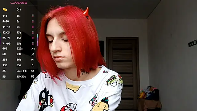 Snapshot of KennaElse chatting on 12.15.25 KennaElse online show from 12.15.25