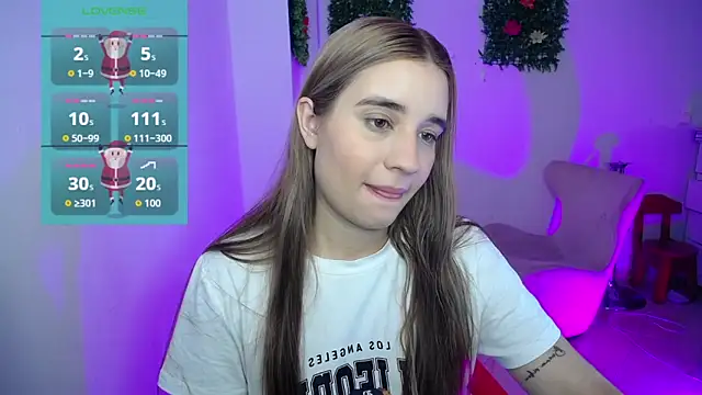 Snapshot of Karol_Stones chatting on 12.15.25 Karol Stones online show from 12.15.25