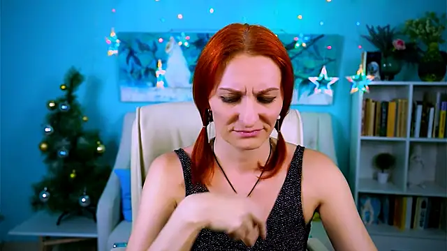 DianaTorrens online show from 12.16.25