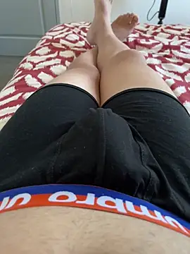 Snapshot of Lothentik chatting on 12.16.25 Lothentik online show from 12.16.25