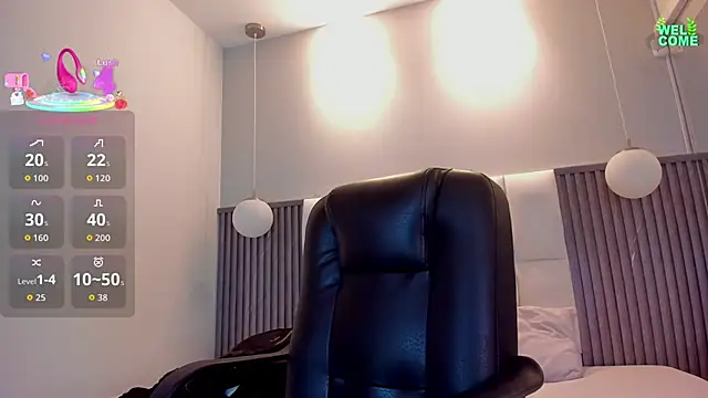 Snapshot of jazmin_gil chatting on 12.16.25 jazmin gil online show from 12.16.25