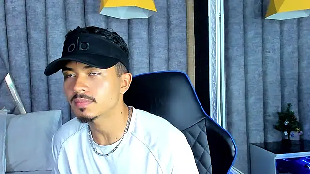 NicolaiKarav online show from 01.06.26