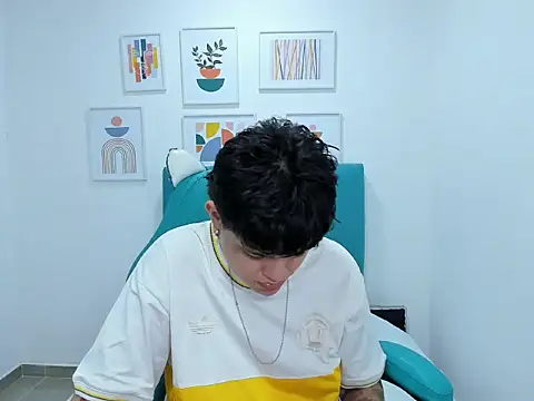  ian sweet online show from 12.21.25