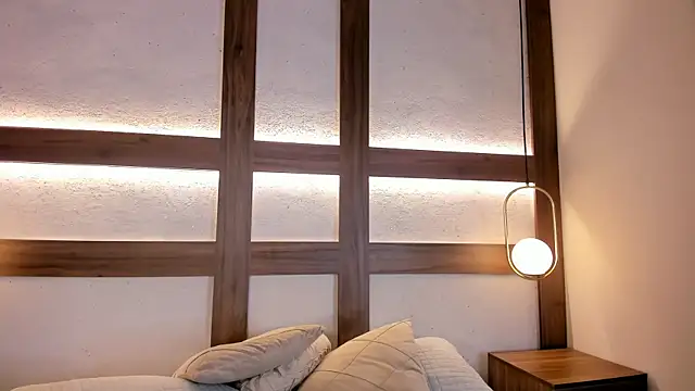 SarhaVega online show from 04.18.26