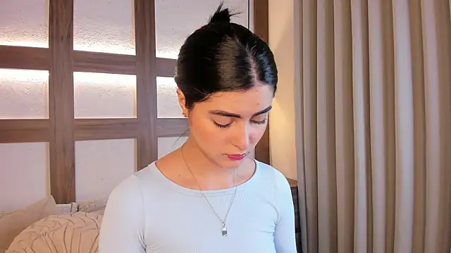 SarhaVega online show from 05.11.26