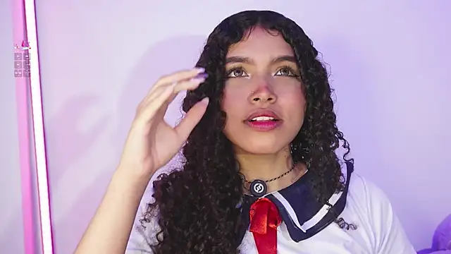 EloiseSweetxx online show from 04.06.26