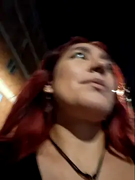 Snapshot of Eveeelyn25 chatting on 11.22.25 Eveeelyn25 online show from 11.22.25