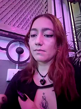 Eveeelyn25 online show from 12.20.25