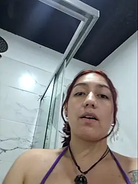 Eveeelyn25 online show from 04.22.26